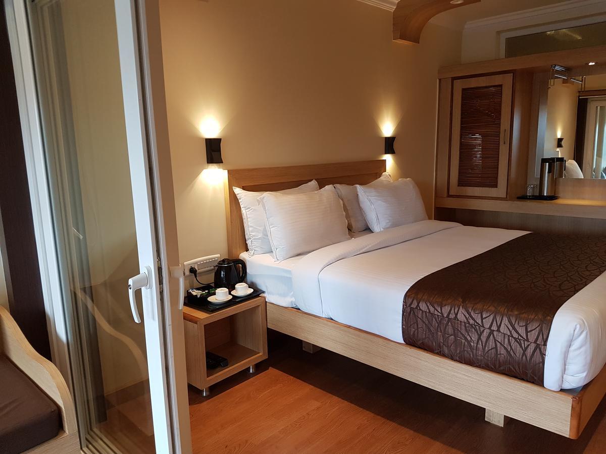 Darshan Resorts Pvt Ltd Уті Екстер'єр фото