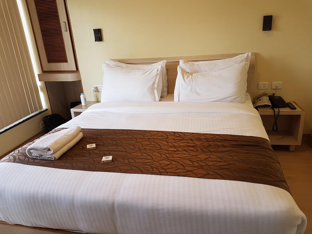 Darshan Resorts Pvt Ltd Уті Екстер'єр фото